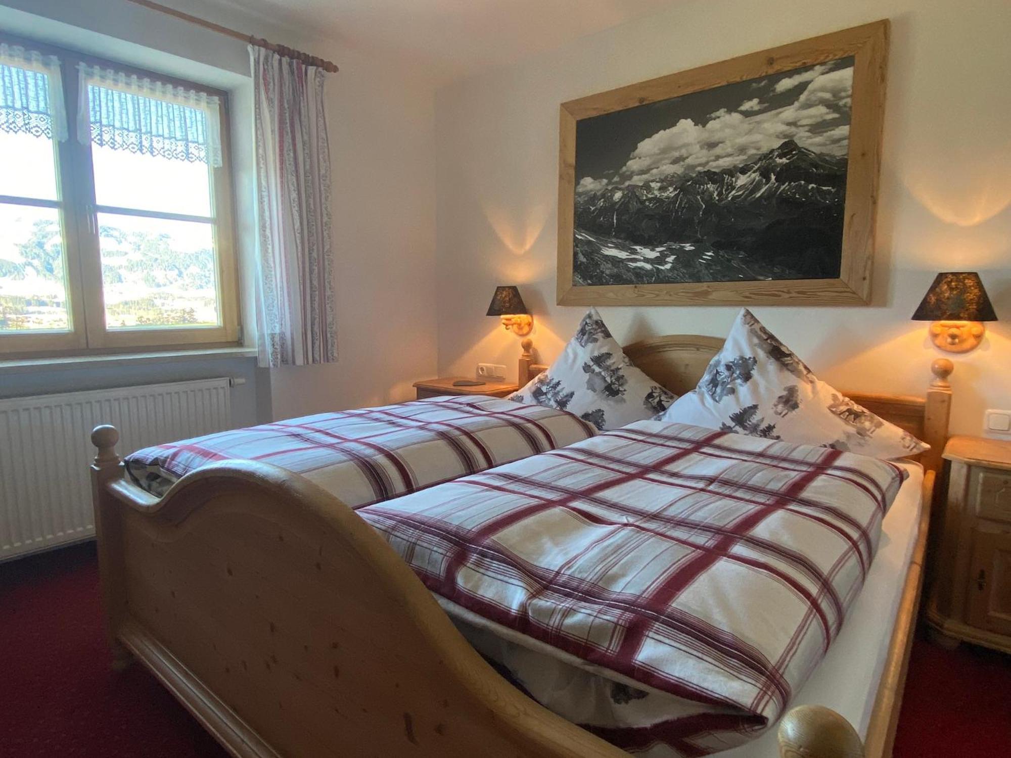 Hemerhof - Ferienwohnungen Oberstdorf Pokoj fotografie